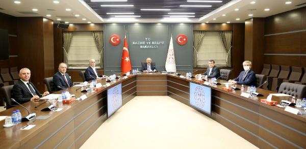 Bakan Elvan, Türk-İş Yönetim Kurulu üyelerini kabul etti