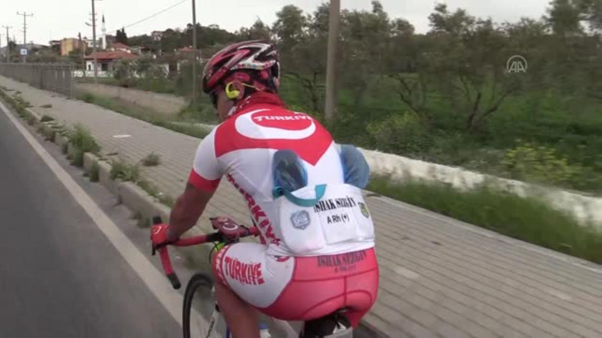 Özel güvenlik bisikletle yüzlerce kilometre pedal çevirdi, gittiği şehirlerde camilerde konakladı