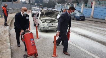 Otomobil yangını özel güvenliklerin müdahalesi ile söndürüldü!