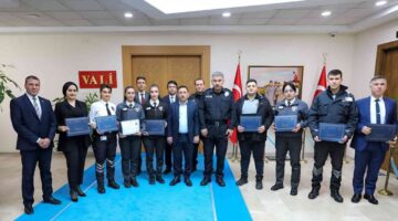 Güven timlerine ve özel güvenlik görevlilerine başarı belgesi