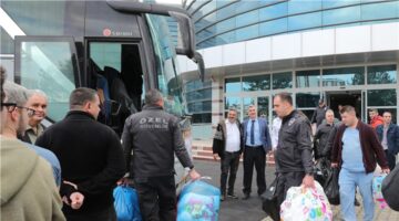 25 kişilik gönüllü ekip, Elbistan Destek Merkezine uğurlandı