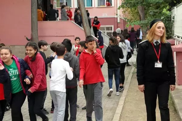 Öğretmenler Uyardı: Okullarda Özel Güvenlik Görevlisi Yok