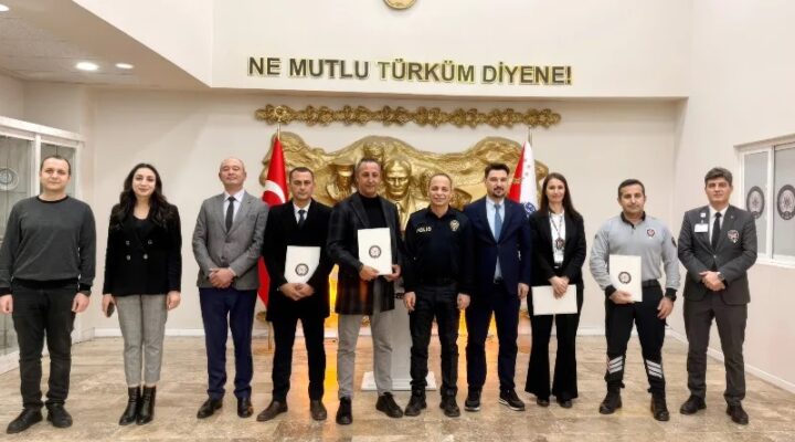 Özel Güvenlik Görevlilerine Başarı Belgesi Verildi