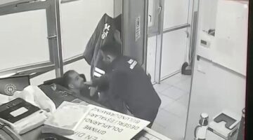 Engelli çalışan, özel güvenlik görevlisinin heimlich manevrasıyla hayata tutundu